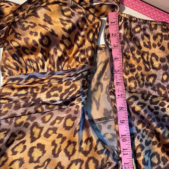 Bisou Bisou Halter Size 8 - Picture 16 of 16